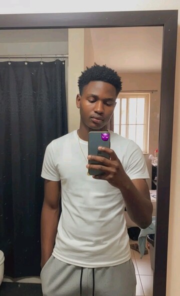 Shedrack, 22 Ogun Ado-Odo/Ota, Ogun, Nigeria